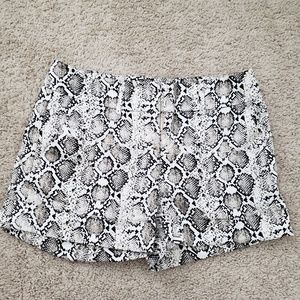 Dressy Snake Skin Print Shorts